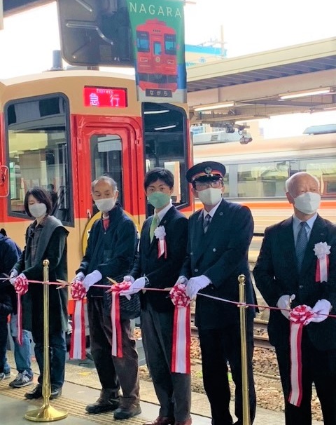 おくみの号出発式（美濃太田駅にて）の画像