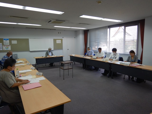 会議の様子の画像