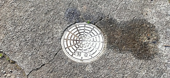 敷地内の排水設備（汚水ます）の画像