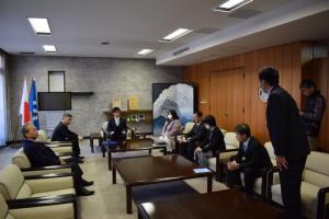『みのかもハーフマラソン大会実行委員会』より令和6年能登半島地震への災害寄附金の贈呈式(日本赤十字社岐阜県支部美濃加茂市地区の地区長として)1