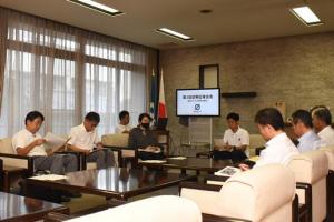 記者クラブとの意見交換会