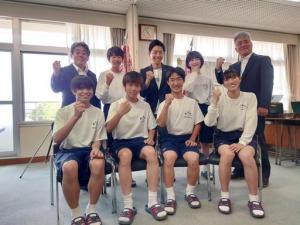 市西中学校訪問（生徒たちと意見交換）
