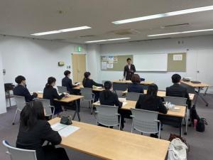 市新規採用職員研修講話