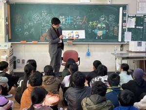 蜂屋小学校読み聞かせ