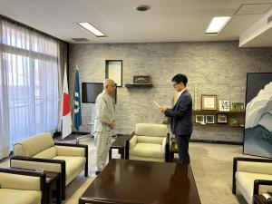 辞令交付式写真