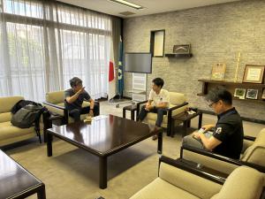 公室での面談写真