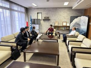 公室での面談写真