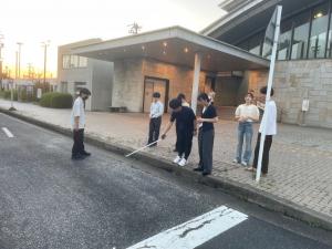 駅周辺を散策